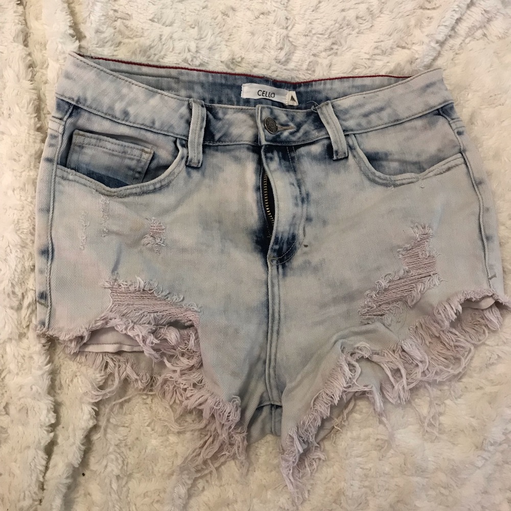 Distressed light wash shorts